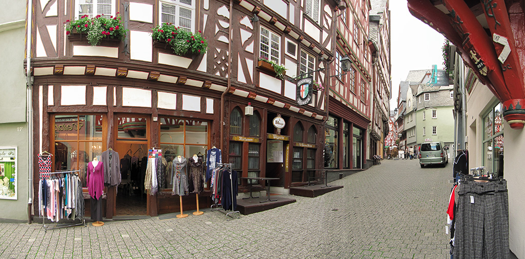 IMG_1393_Panorama1_64x311cm_x1024